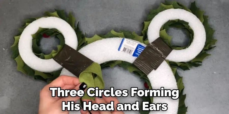 Three Circles Forming His Head and Ears