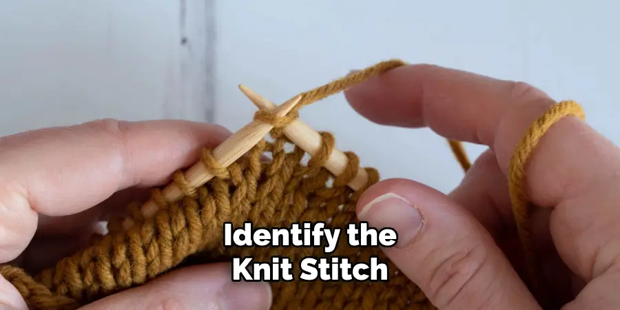 Identify the Knit Stitch