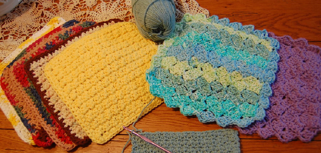 How to Crochet a Dishcloth