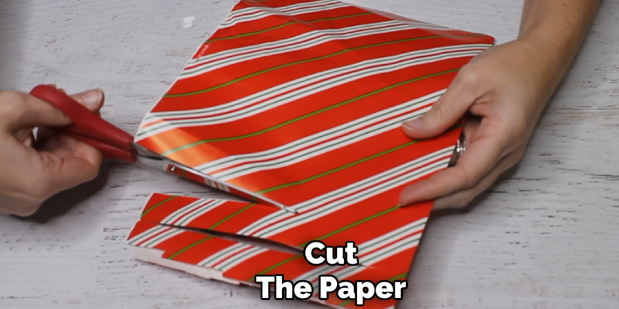 Cut
The Paper
