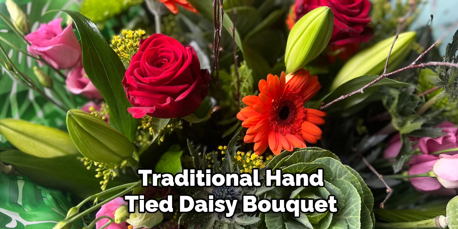 Traditional Hand Tied Daisy Bouquet