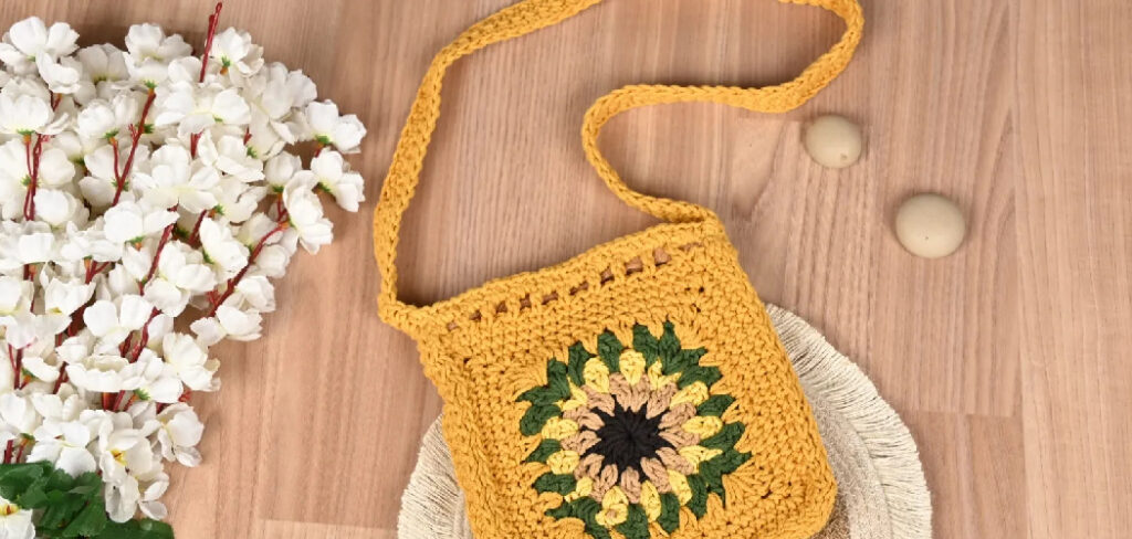 How to Crochet a Sling Bag