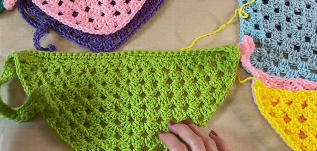 How to Crochet a Dog Scarf
