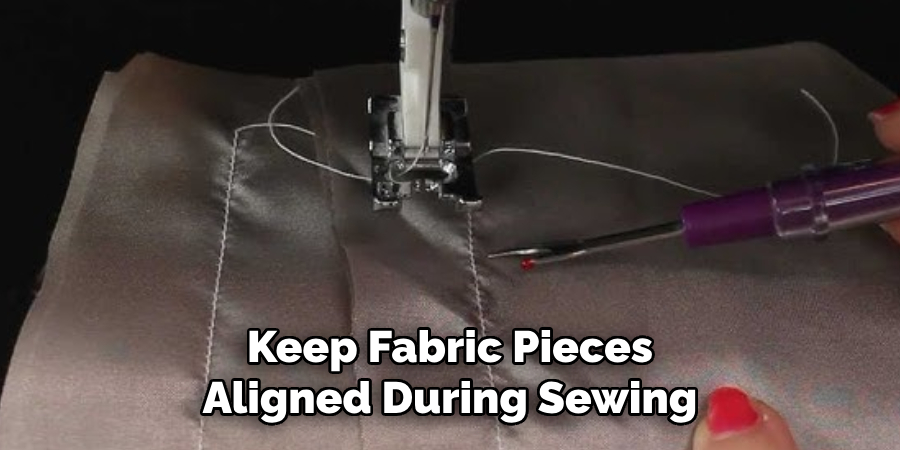Keep Fabric Pieces Aligned During Sewing
