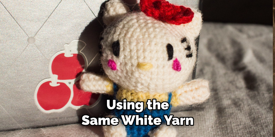 Using the Same White Yarn
