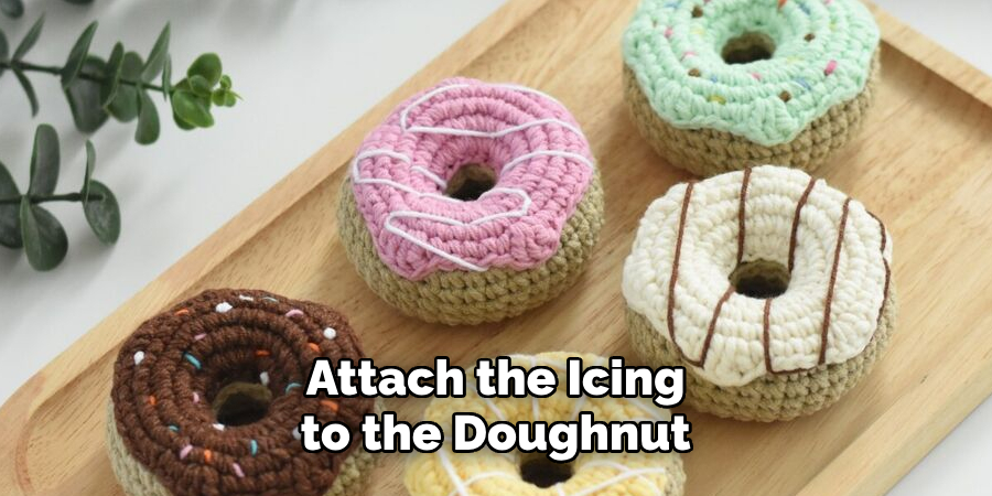 Attach the Icing to the Doughnut