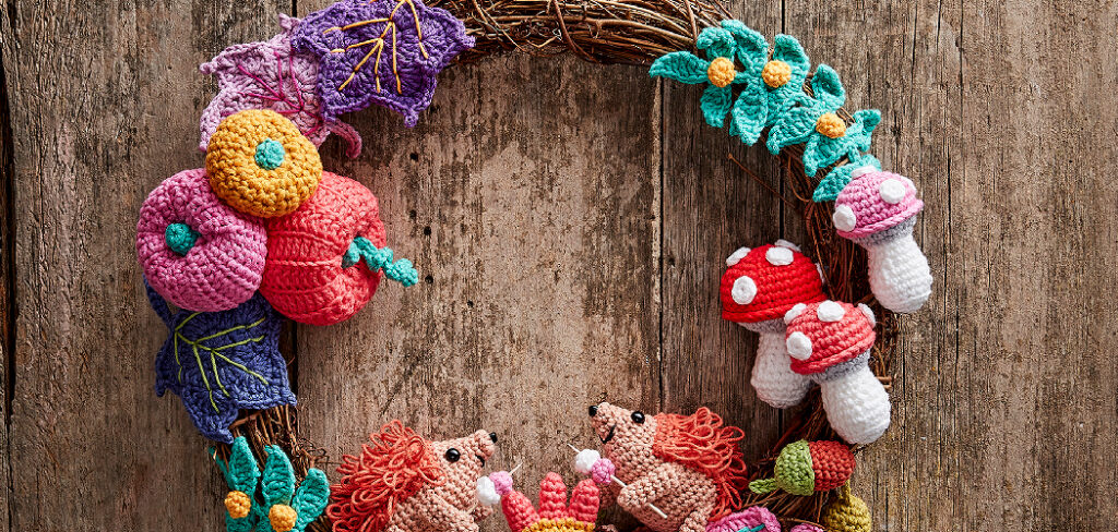 How to Crochet Wreath