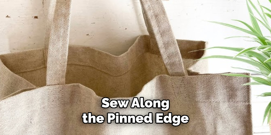 Sew Along the Pinned Edge