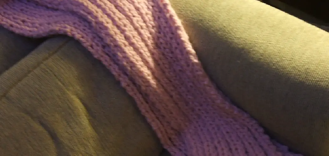How to Crochet a Scarf With Thick Yarn