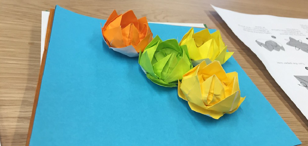 How to Make Lotus With Paper