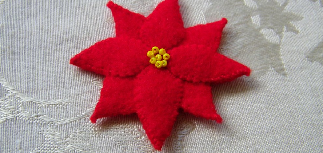 How to Crochet Poinsettia